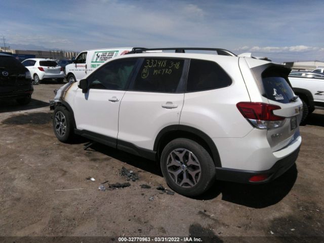 Photo 2 VIN: JF2SKAGC2KH554106 - SUBARU FORESTER 