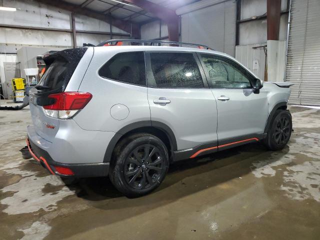 Photo 2 VIN: JF2SKAGC2RH496590 - SUBARU FORESTER S 