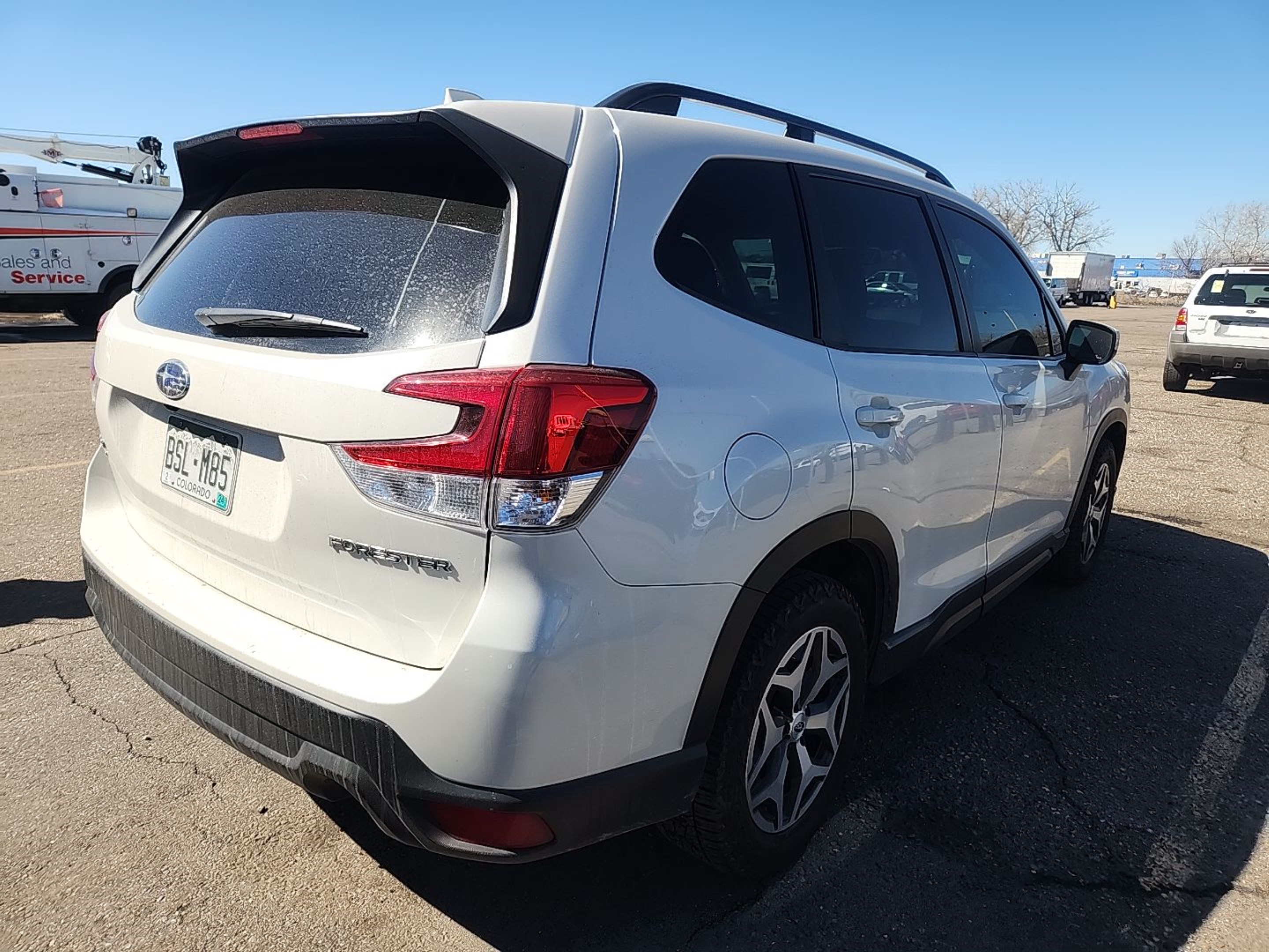 Photo 1 VIN: JF2SKAGC3KH471607 - SUBARU FORESTER 