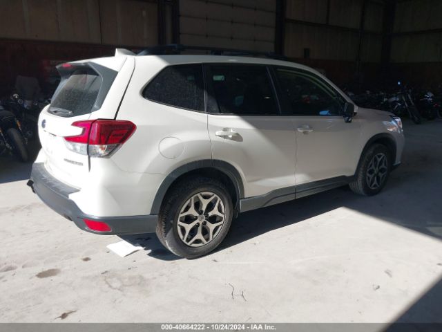 Photo 3 VIN: JF2SKAGC3LH568498 - SUBARU FORESTER 