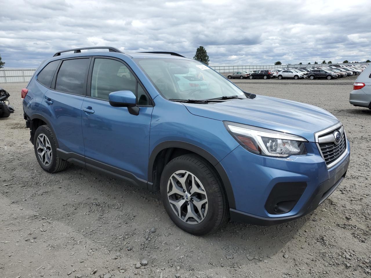 Photo 3 VIN: JF2SKAGC6KH530620 - SUBARU FORESTER 