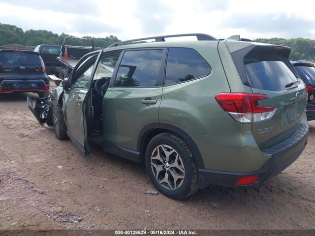 Photo 2 VIN: JF2SKAGC7KH445365 - SUBARU FORESTER 