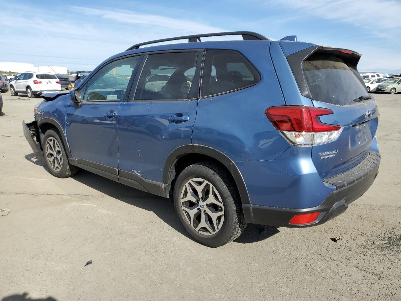 Photo 1 VIN: JF2SKAGCXKH476044 - SUBARU FORESTER 