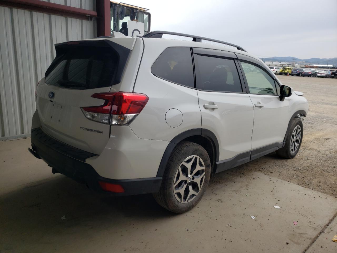 Photo 2 VIN: JF2SKAJC0MH424966 - SUBARU FORESTER 