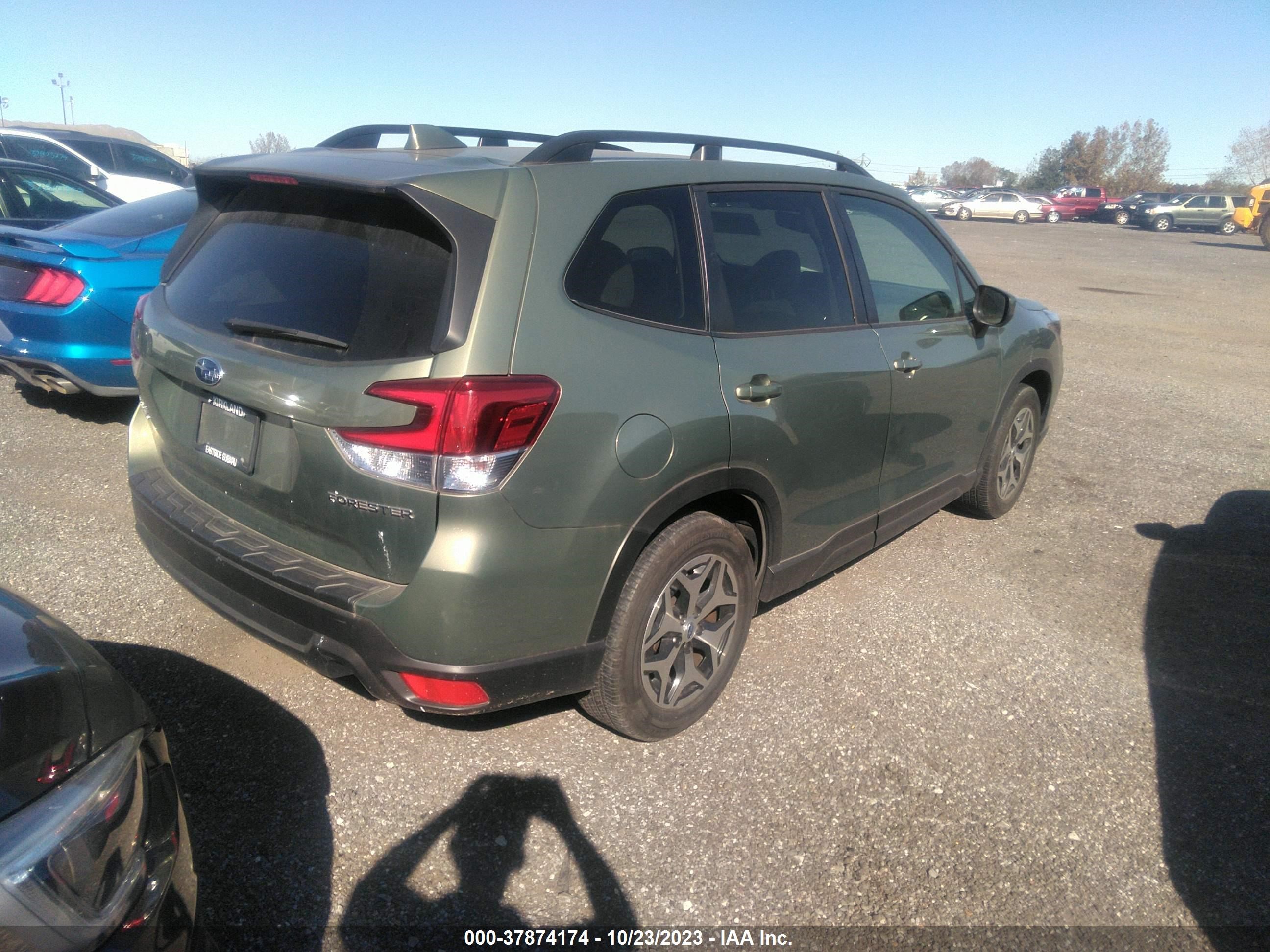 Photo 3 VIN: JF2SKAJC1LH539459 - SUBARU FORESTER 