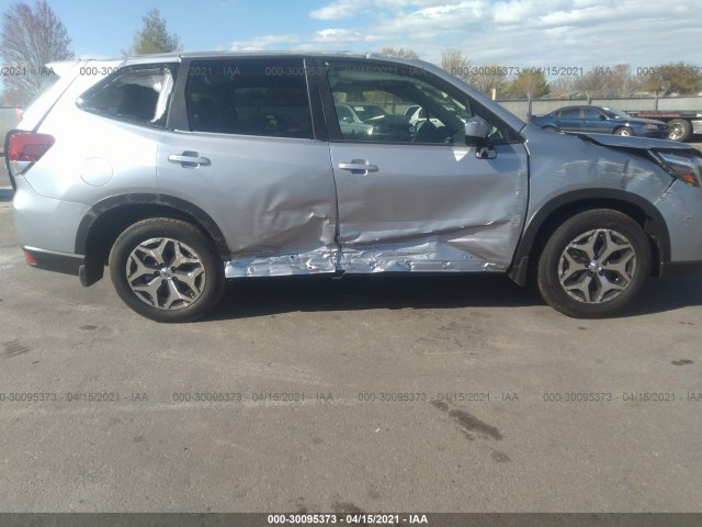 Photo 5 VIN: JF2SKAJC2MH467351 - SUBARU FORESTER 