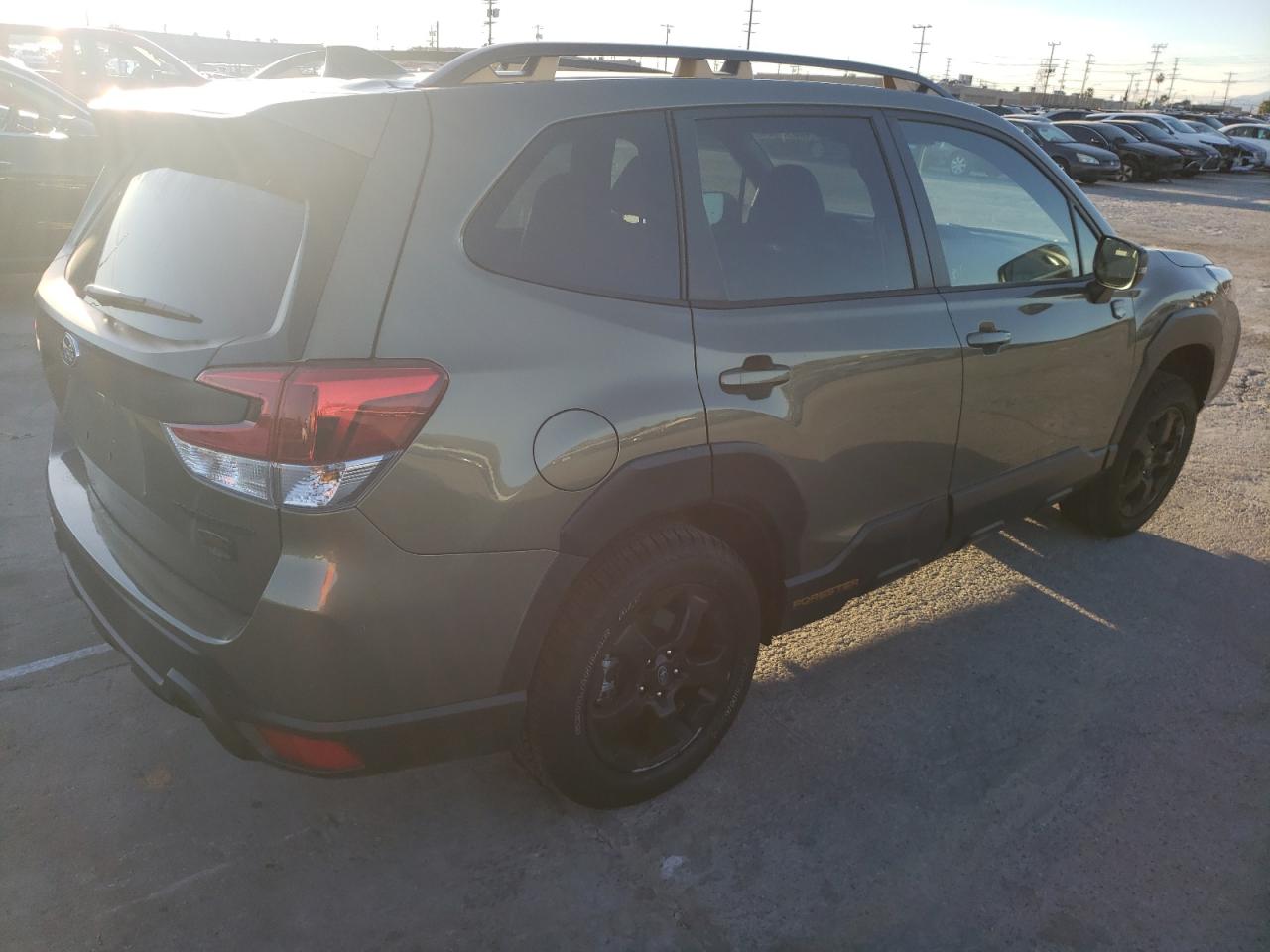 Photo 2 VIN: JF2SKAJC2RH421932 - SUBARU FORESTER 