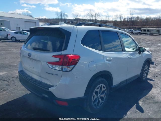 Photo 3 VIN: JF2SKAJC3MH506075 - SUBARU FORESTER 