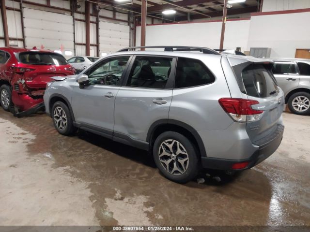 Photo 2 VIN: JF2SKAJC4LH599333 - SUBARU FORESTER 