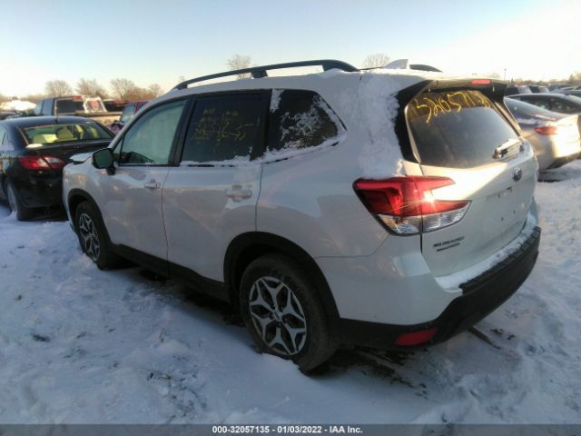 Photo 2 VIN: JF2SKAJC5MH587774 - SUBARU FORESTER 