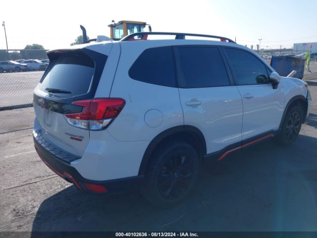 Photo 3 VIN: JF2SKAJC7KH533020 - SUBARU FORESTER 