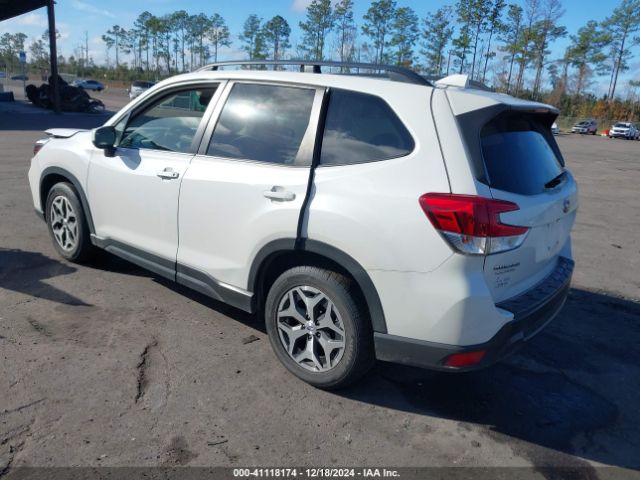 Photo 2 VIN: JF2SKAJC7MH423040 - SUBARU FORESTER 