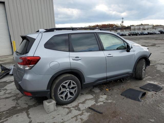 Photo 2 VIN: JF2SKAJC8MH451834 - SUBARU FORESTER 