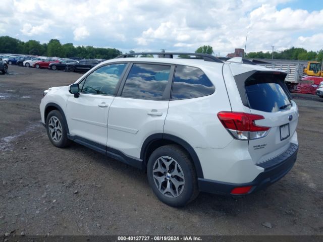 Photo 2 VIN: JF2SKAJC8MH512891 - SUBARU FORESTER 