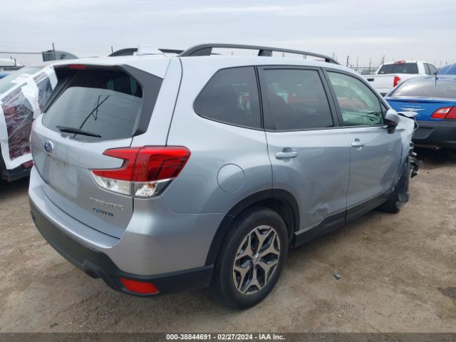 Photo 3 VIN: JF2SKAJC9MH571450 - SUBARU FORESTER 