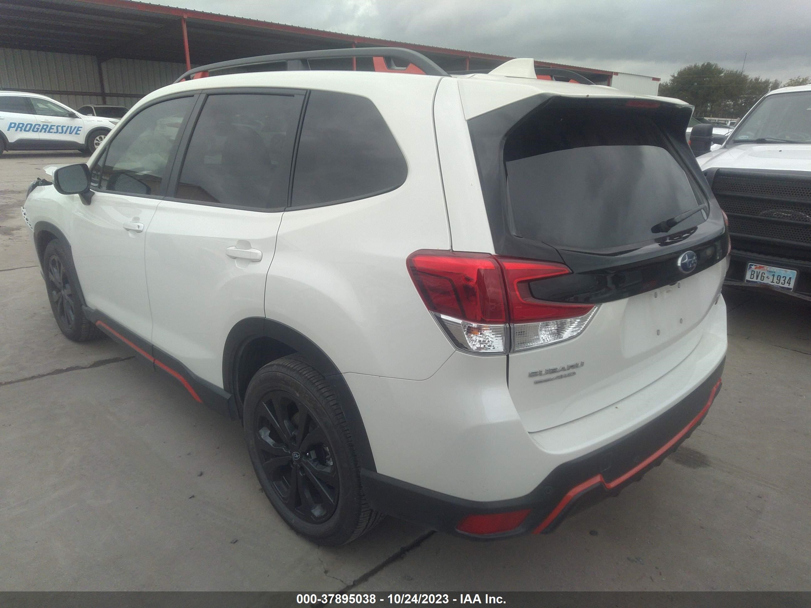 Photo 2 VIN: JF2SKAJC9NH465680 - SUBARU FORESTER 