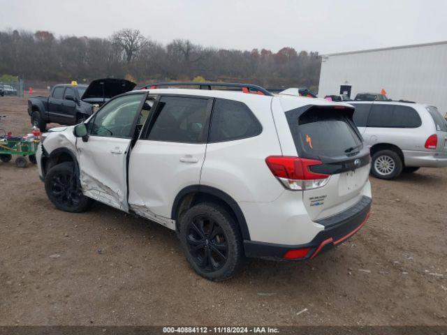 Photo 2 VIN: JF2SKAJCXKH576024 - SUBARU FORESTER 