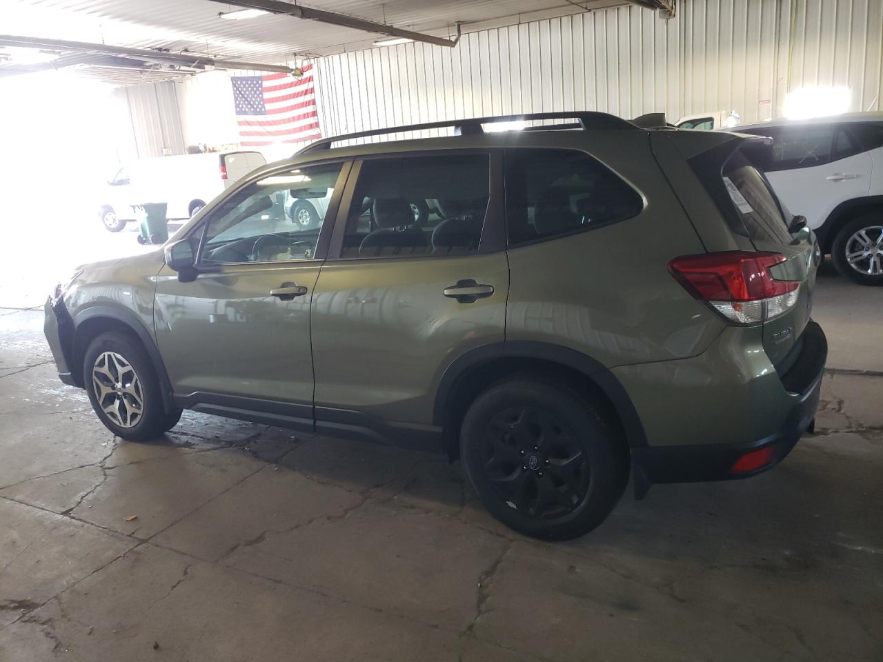 Photo 1 VIN: JF2SKAJCXLH485580 - SUBARU FORESTER 