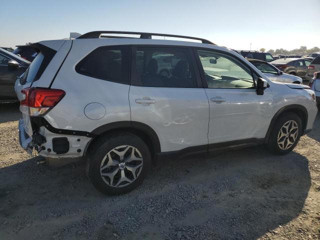 Photo 2 VIN: JF2SKAJCXMH420665 - SUBARU FORESTER 