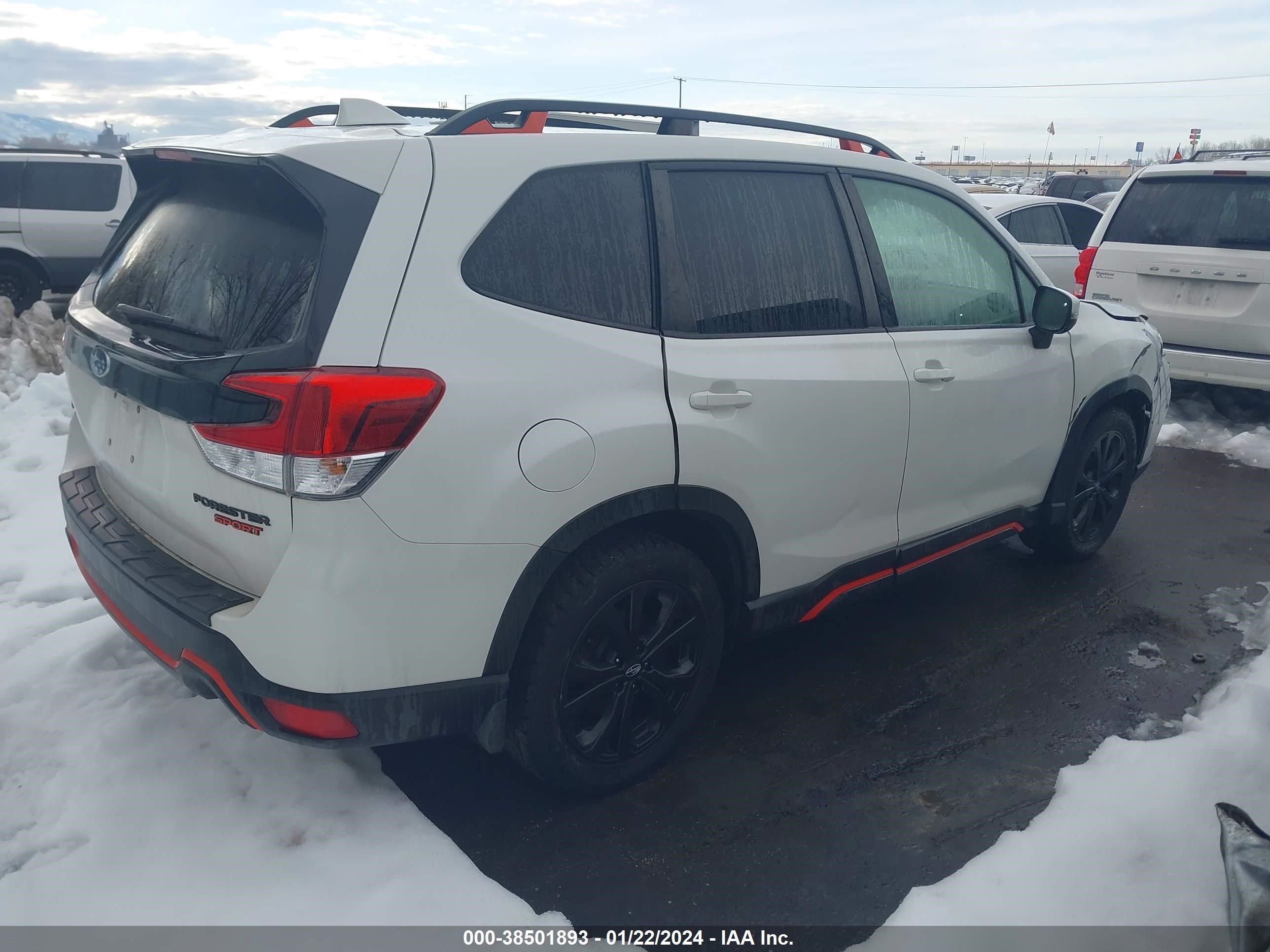 Photo 2 VIN: JF2SKALC1MH529688 - SUBARU FORESTER 