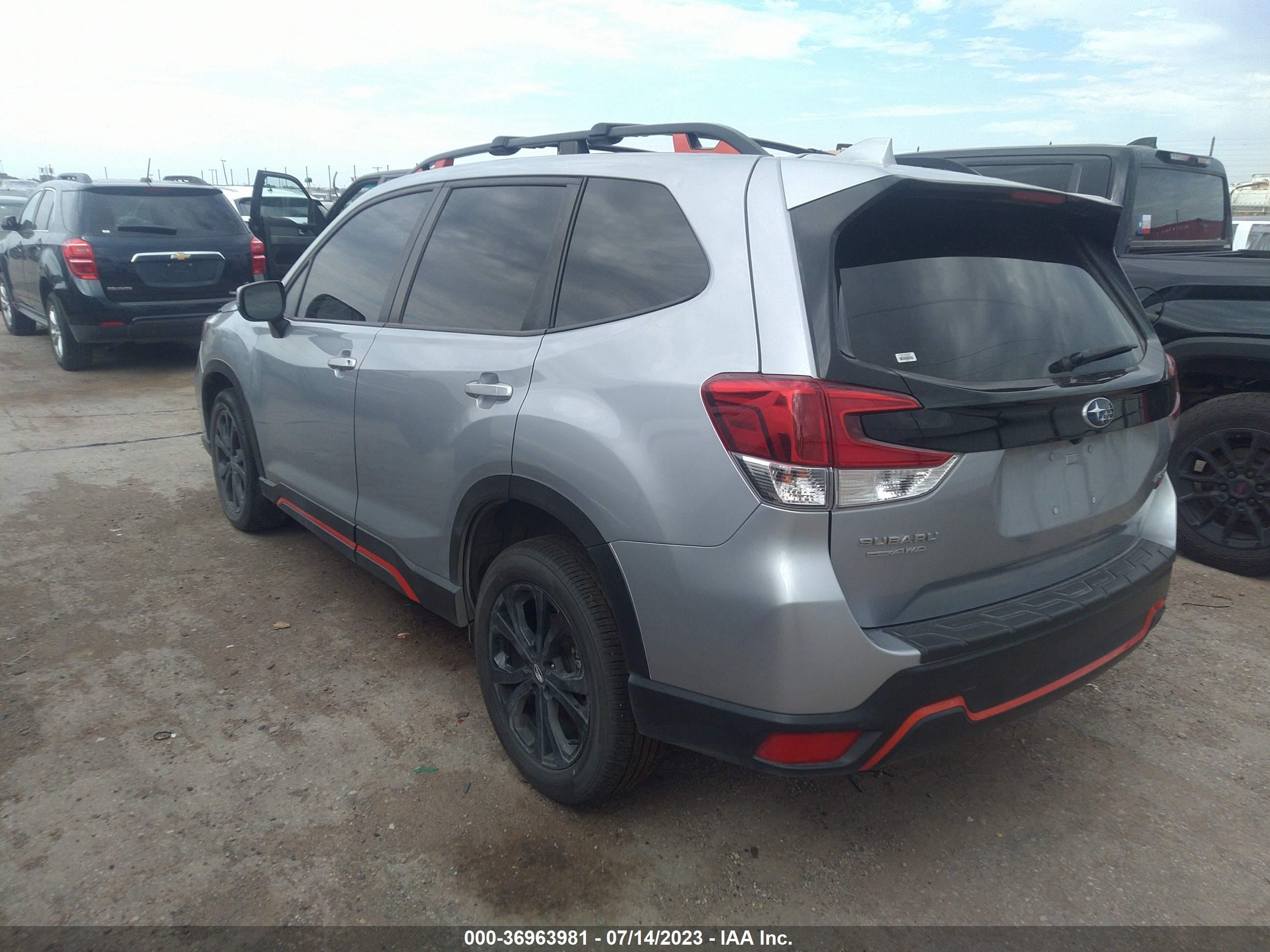 Photo 2 VIN: JF2SKALC8MH466962 - SUBARU FORESTER 