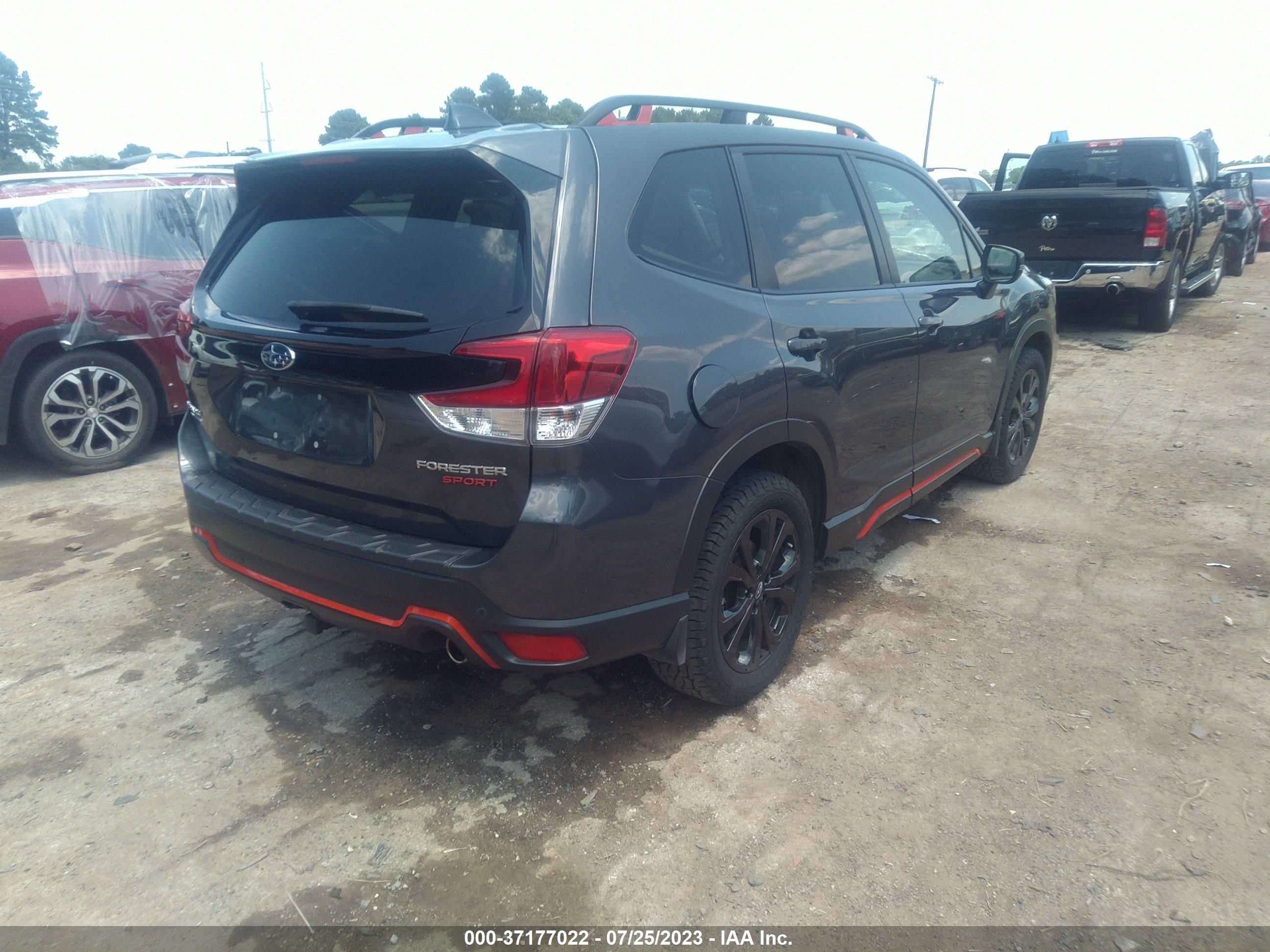 Photo 3 VIN: JF2SKAMC5LH582164 - SUBARU FORESTER 