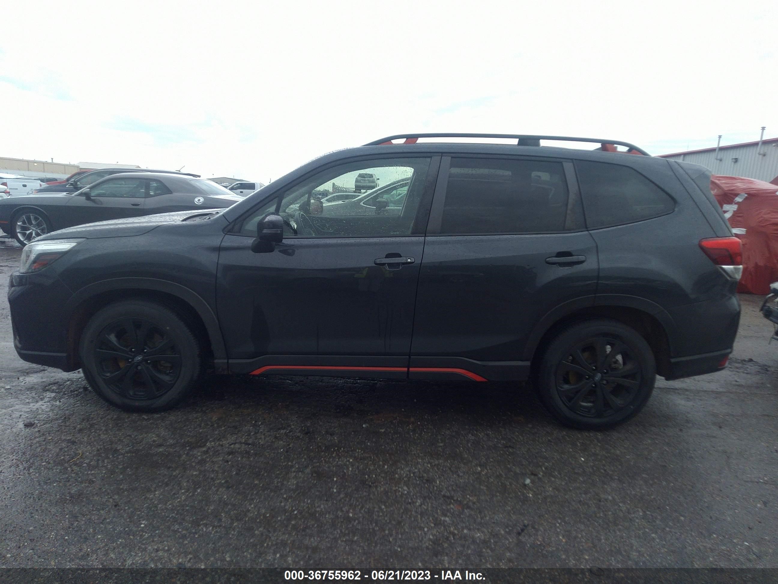 Photo 13 VIN: JF2SKAPC0KH578324 - SUBARU FORESTER 