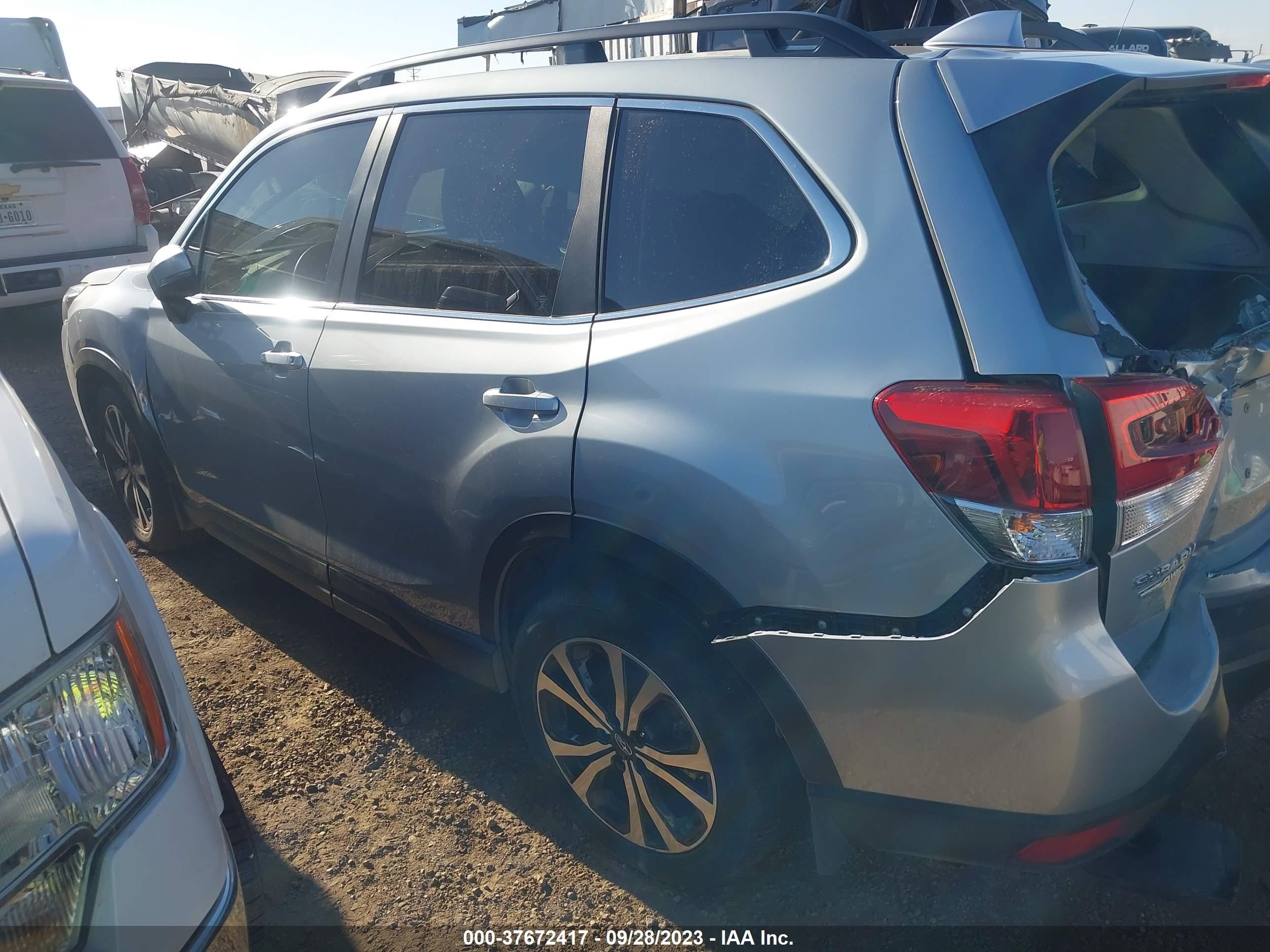 Photo 13 VIN: JF2SKAPC3NH523838 - SUBARU FORESTER 