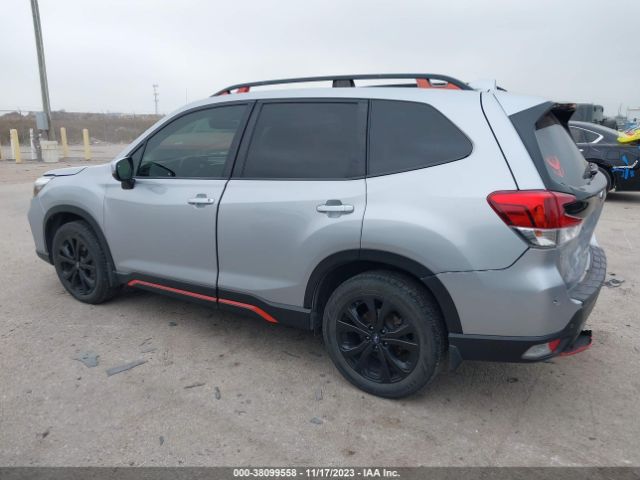 Photo 2 VIN: JF2SKAPCXKH425675 - SUBARU FORESTER 