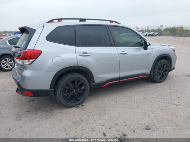 Photo 3 VIN: JF2SKAPCXKH425675 - SUBARU FORESTER 