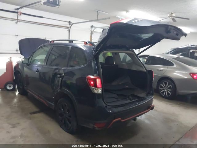 Photo 2 VIN: JF2SKAPCXKH557464 - SUBARU FORESTER 