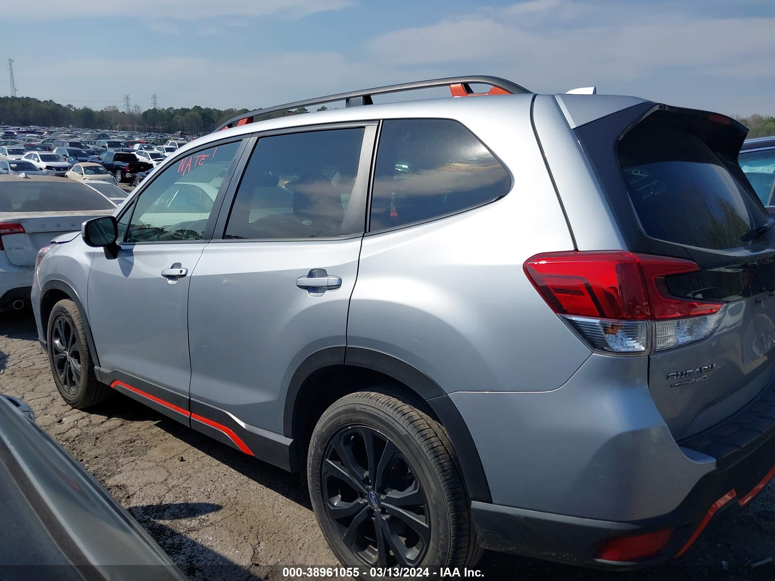 Photo 13 VIN: JF2SKARC1MH413088 - SUBARU FORESTER 