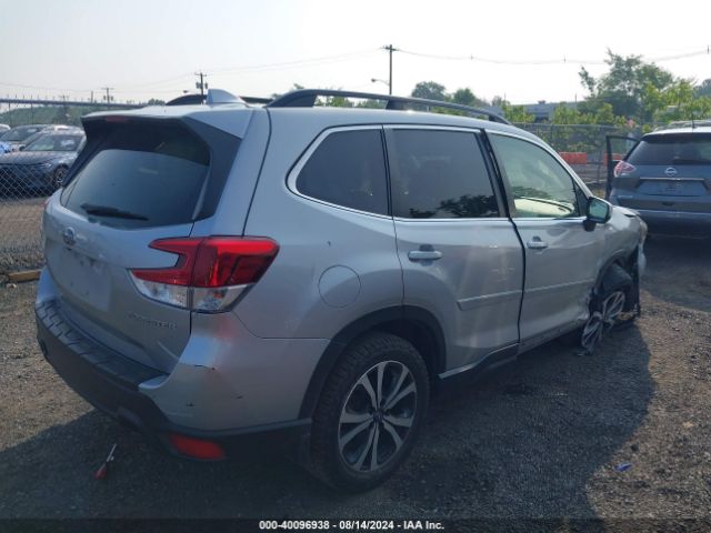 Photo 3 VIN: JF2SKASC2KH477597 - SUBARU FORESTER 