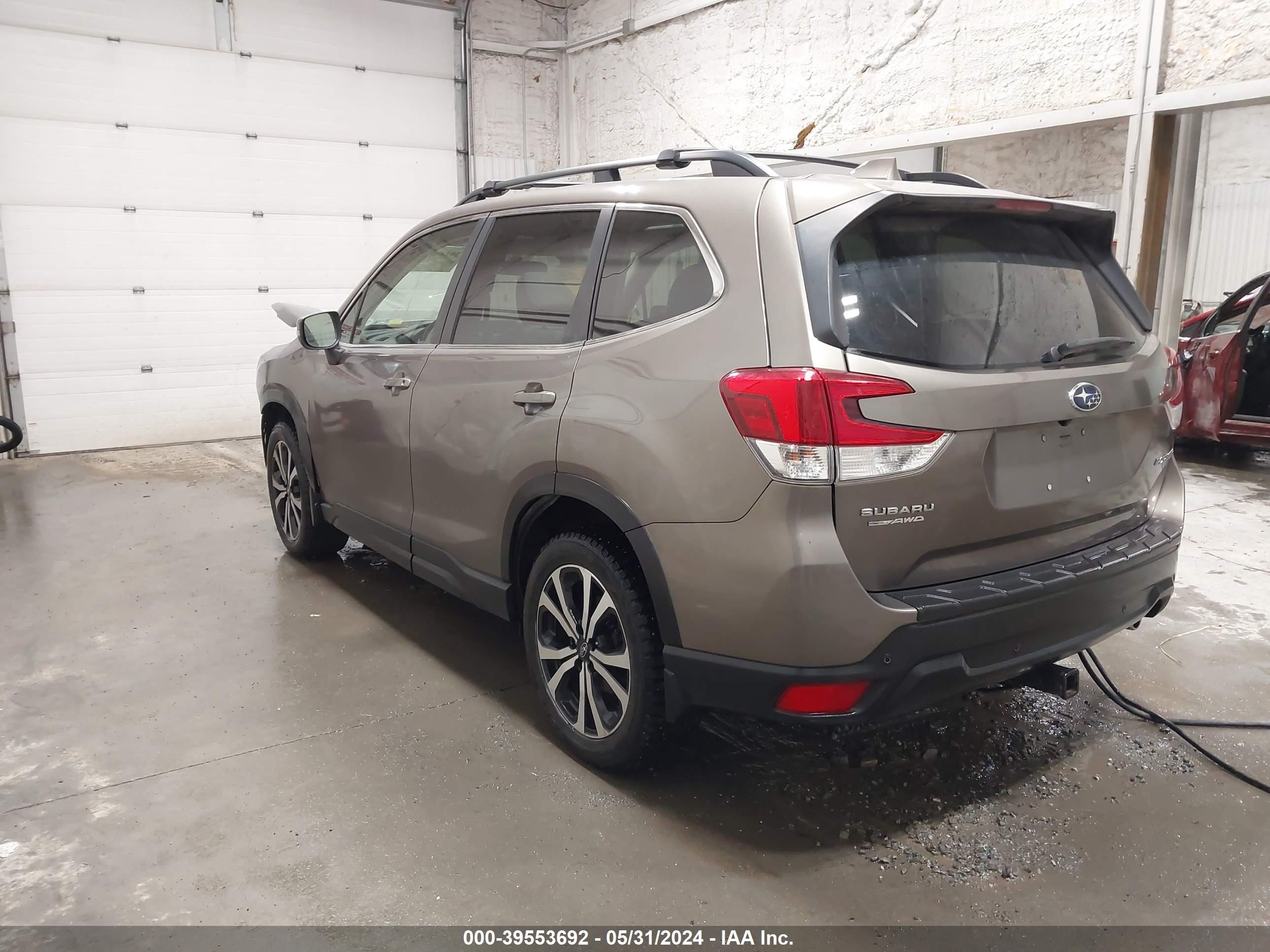 Photo 3 VIN: JF2SKAUC1KH548088 - SUBARU FORESTER 