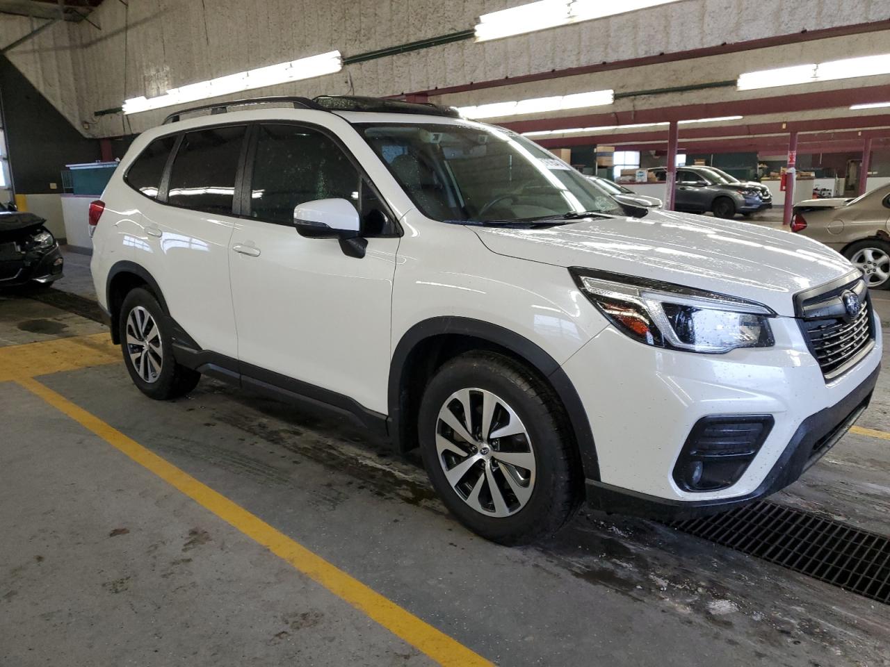 Photo 3 VIN: JF2SKAUC1MH483648 - SUBARU FORESTER 