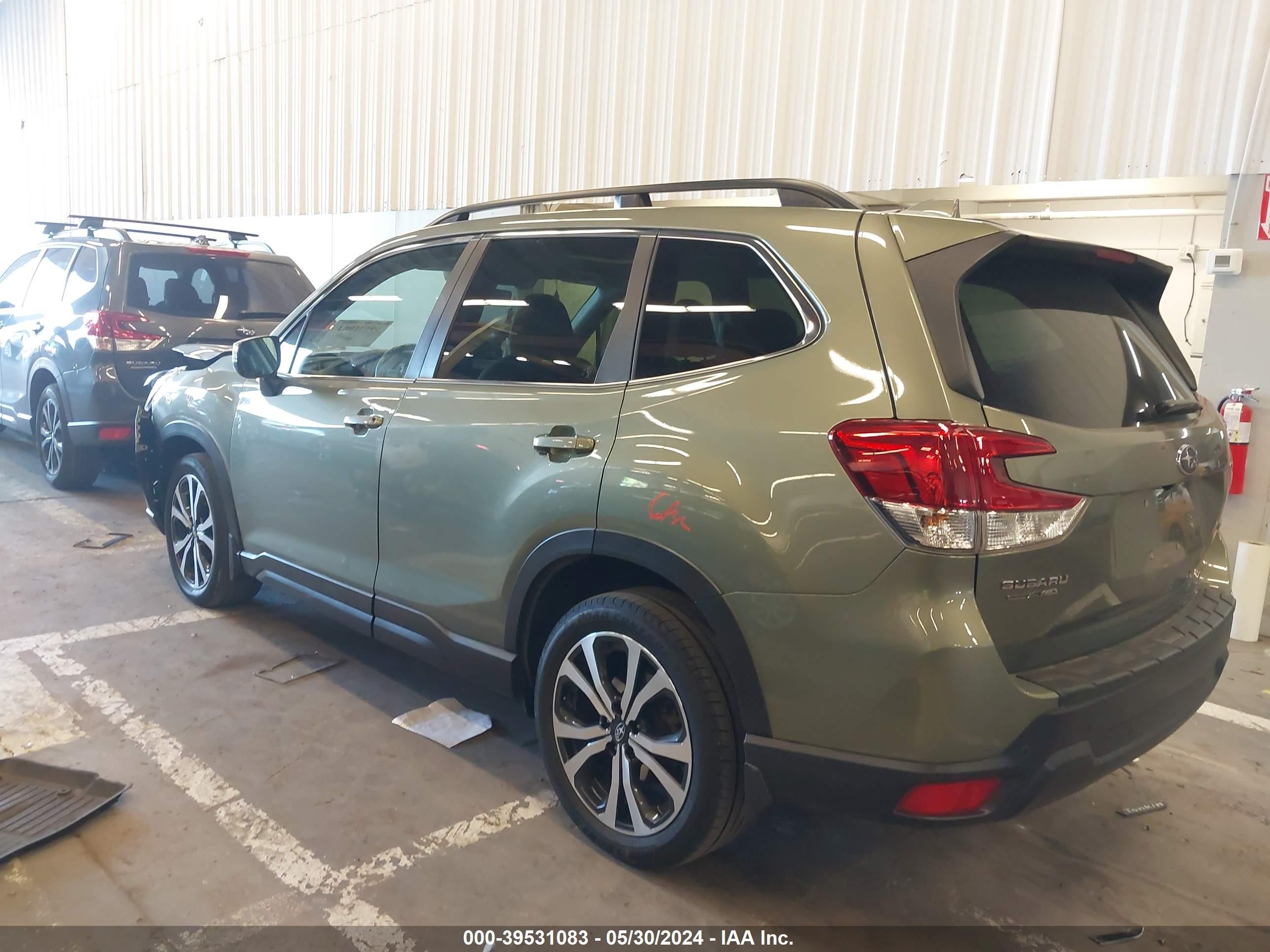 Photo 2 VIN: JF2SKAUC3LH602332 - SUBARU FORESTER 