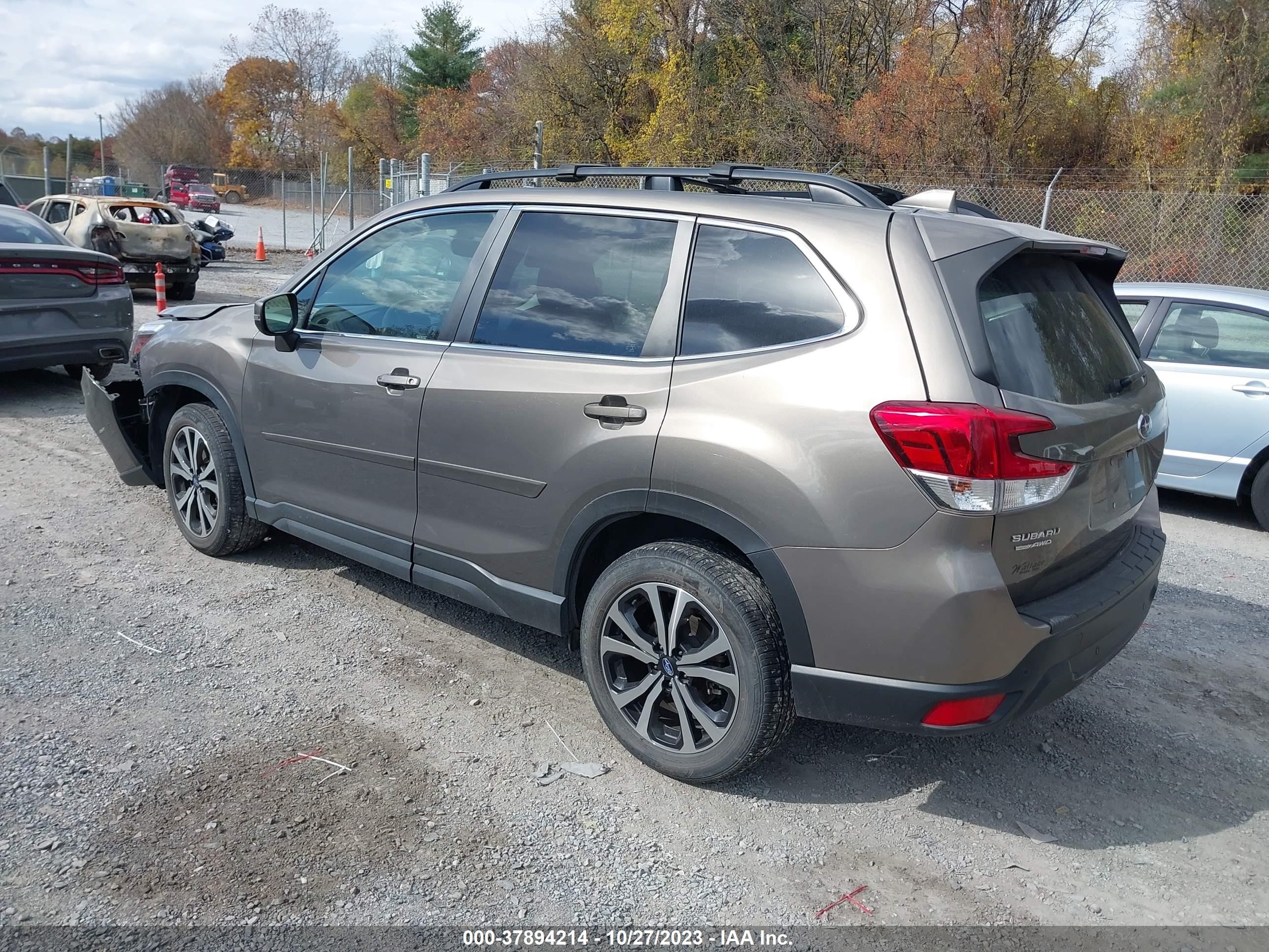 Photo 2 VIN: JF2SKAUC5LH541663 - SUBARU FORESTER 