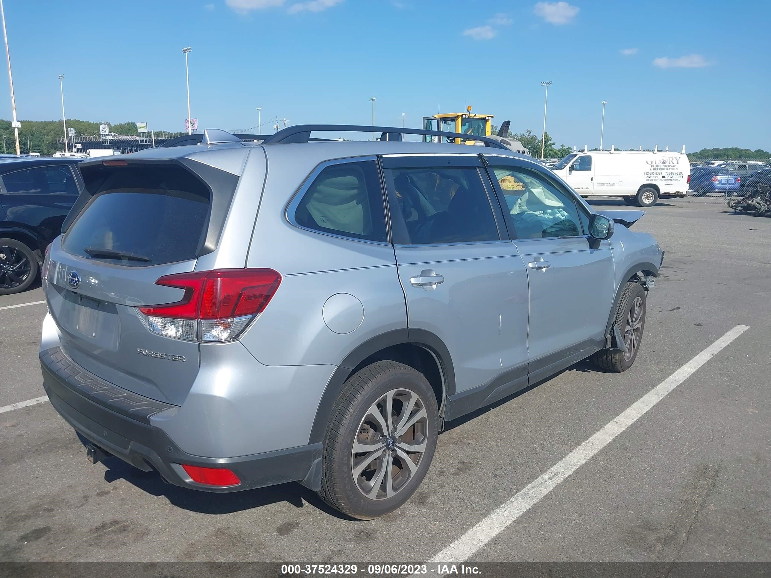 Photo 3 VIN: JF2SKAUC8LH540474 - SUBARU FORESTER 