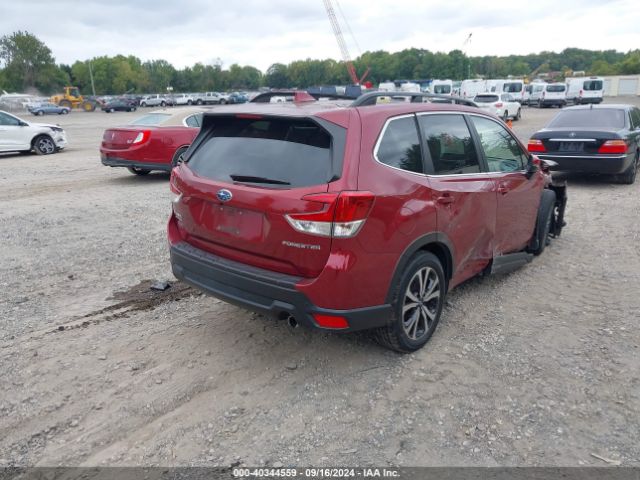 Photo 3 VIN: JF2SKAUC9KH457991 - SUBARU FORESTER 