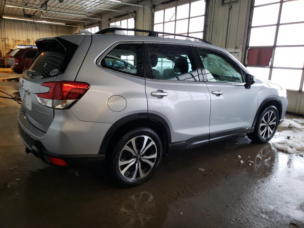 Photo 2 VIN: JF2SKAUCXMH447490 - SUBARU FORESTER 