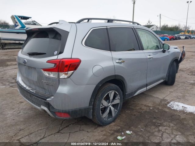 Photo 3 VIN: JF2SKAWC7KH518588 - SUBARU FORESTER 