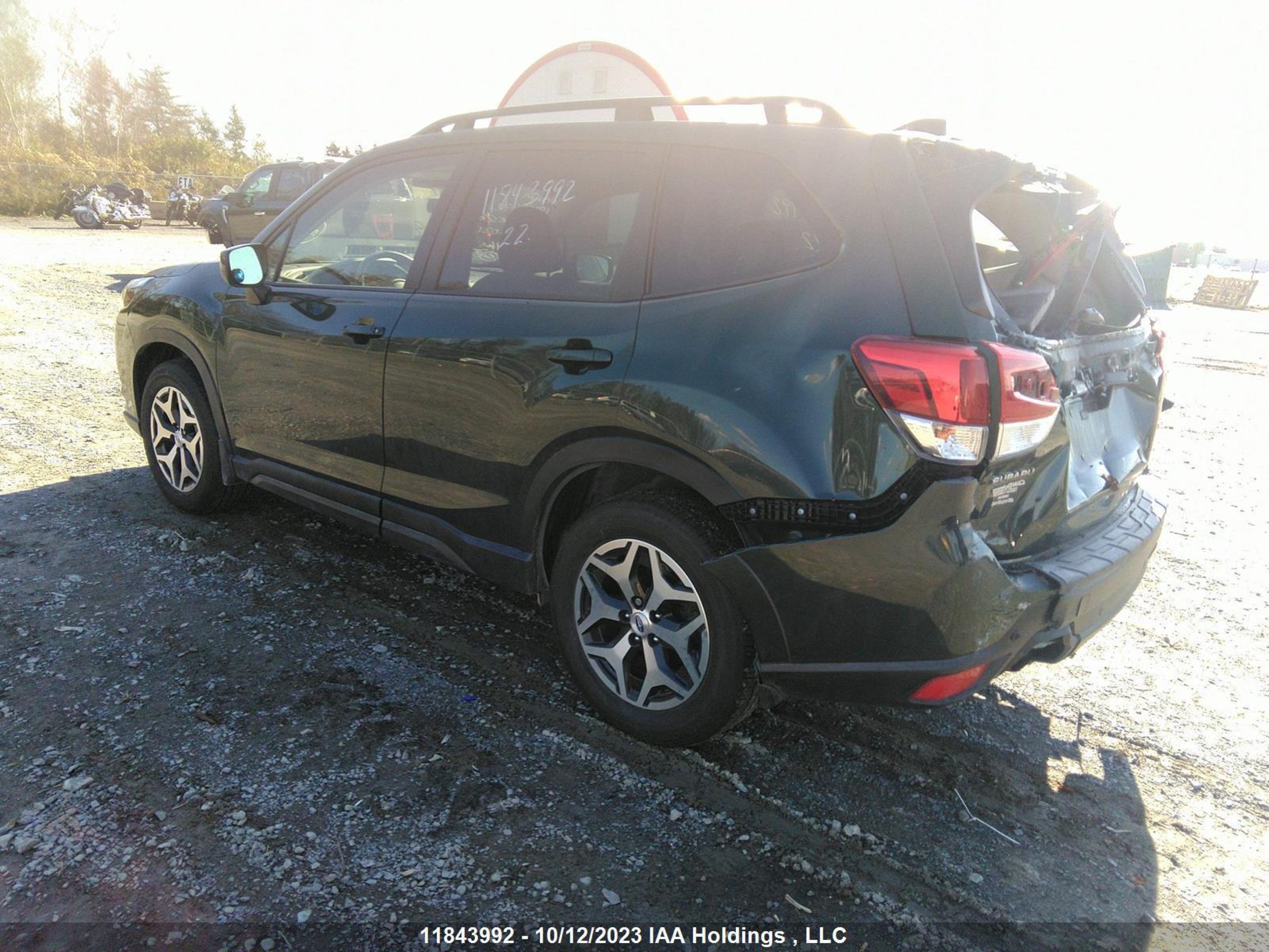 Photo 2 VIN: JF2SKEDC9NH508031 - SUBARU FORESTER 