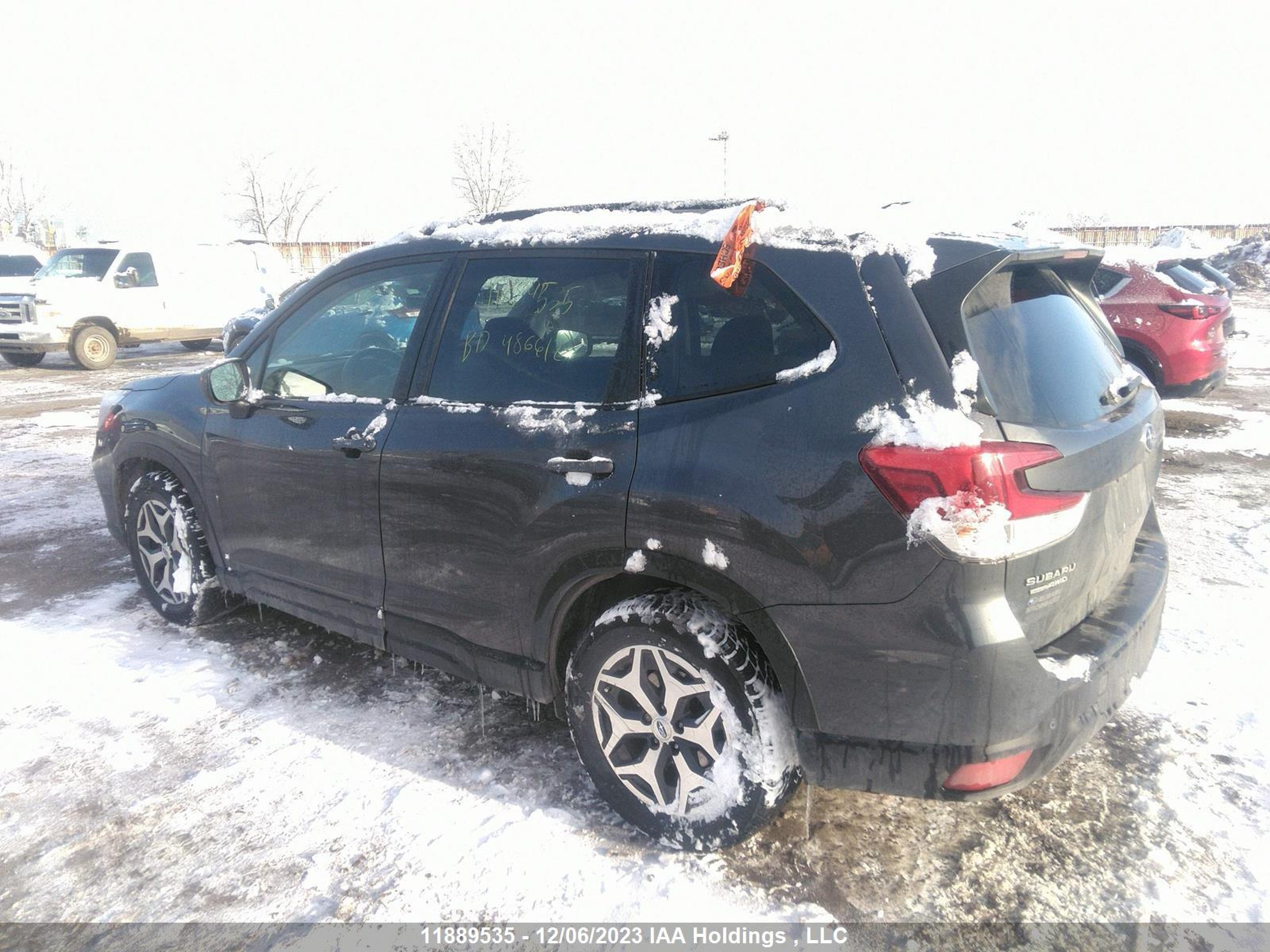 Photo 2 VIN: JF2SKEFC0MH486612 - SUBARU FORESTER 