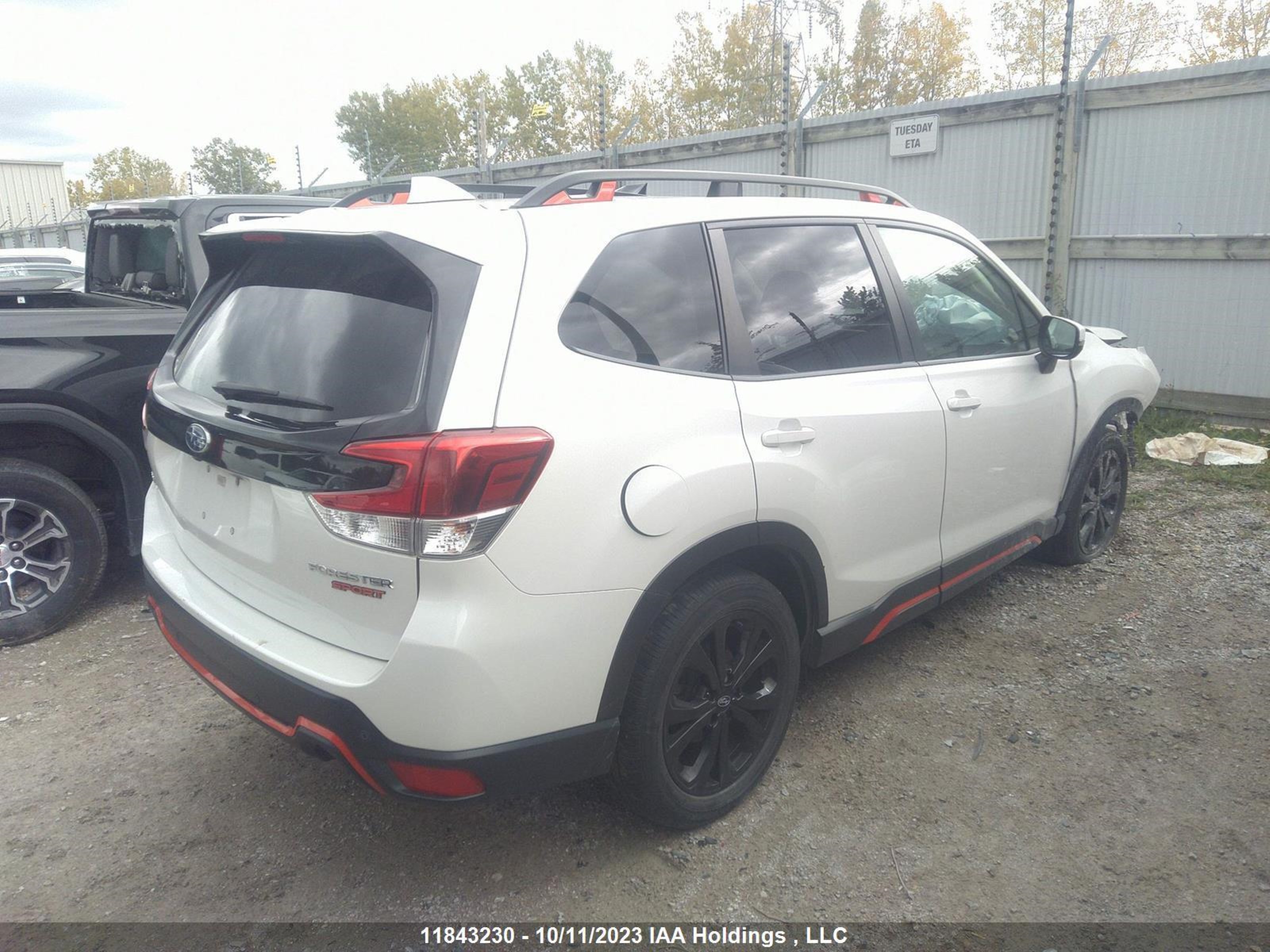 Photo 3 VIN: JF2SKEMC1LH410799 - SUBARU FORESTER 