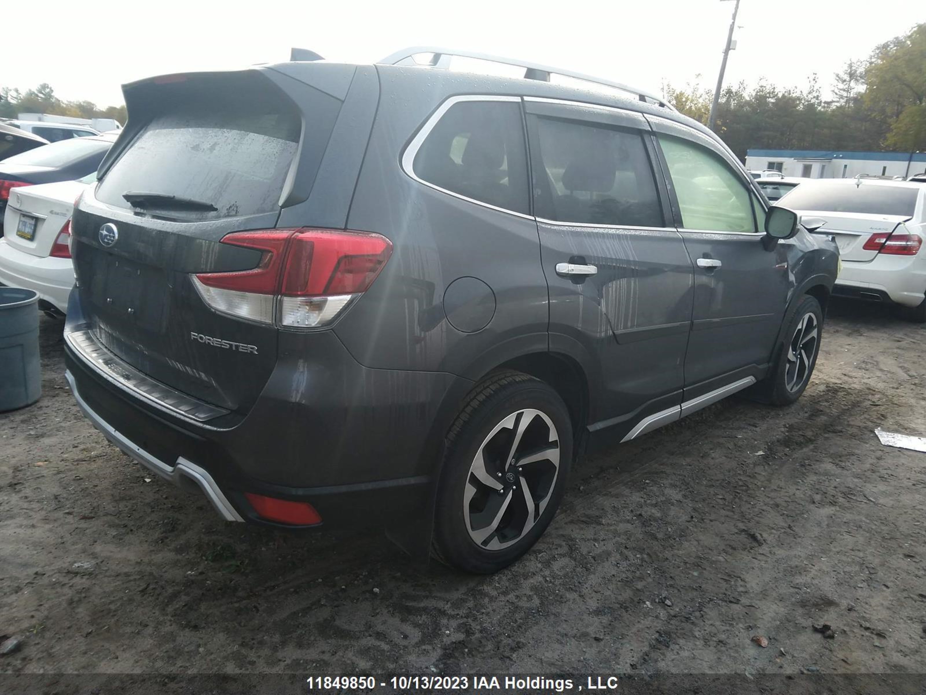 Photo 3 VIN: JF2SKERCXNH475162 - SUBARU FORESTER 