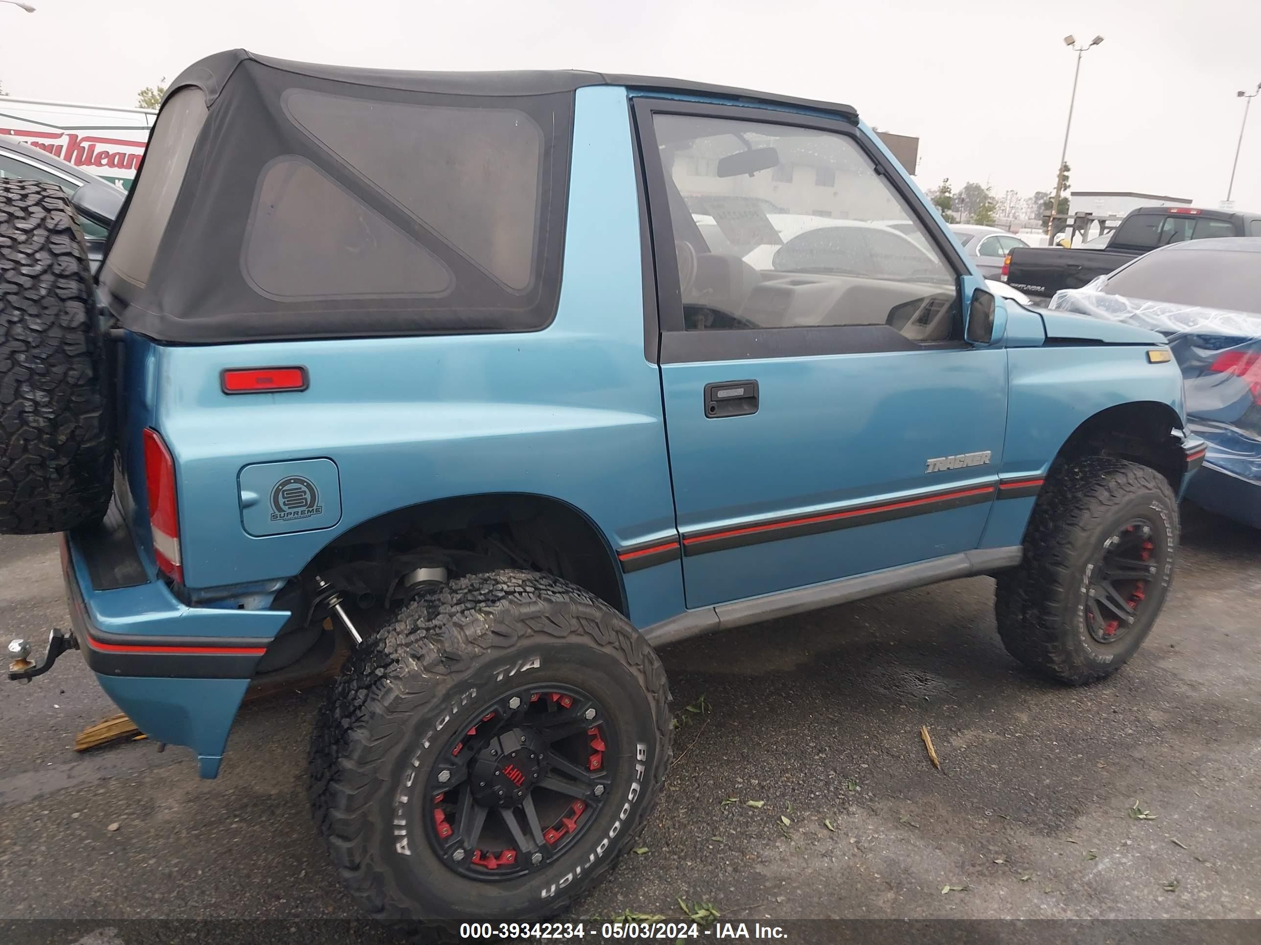 Photo 12 VIN: JGCBJ18U0KW827189 - GEO TRACKER 