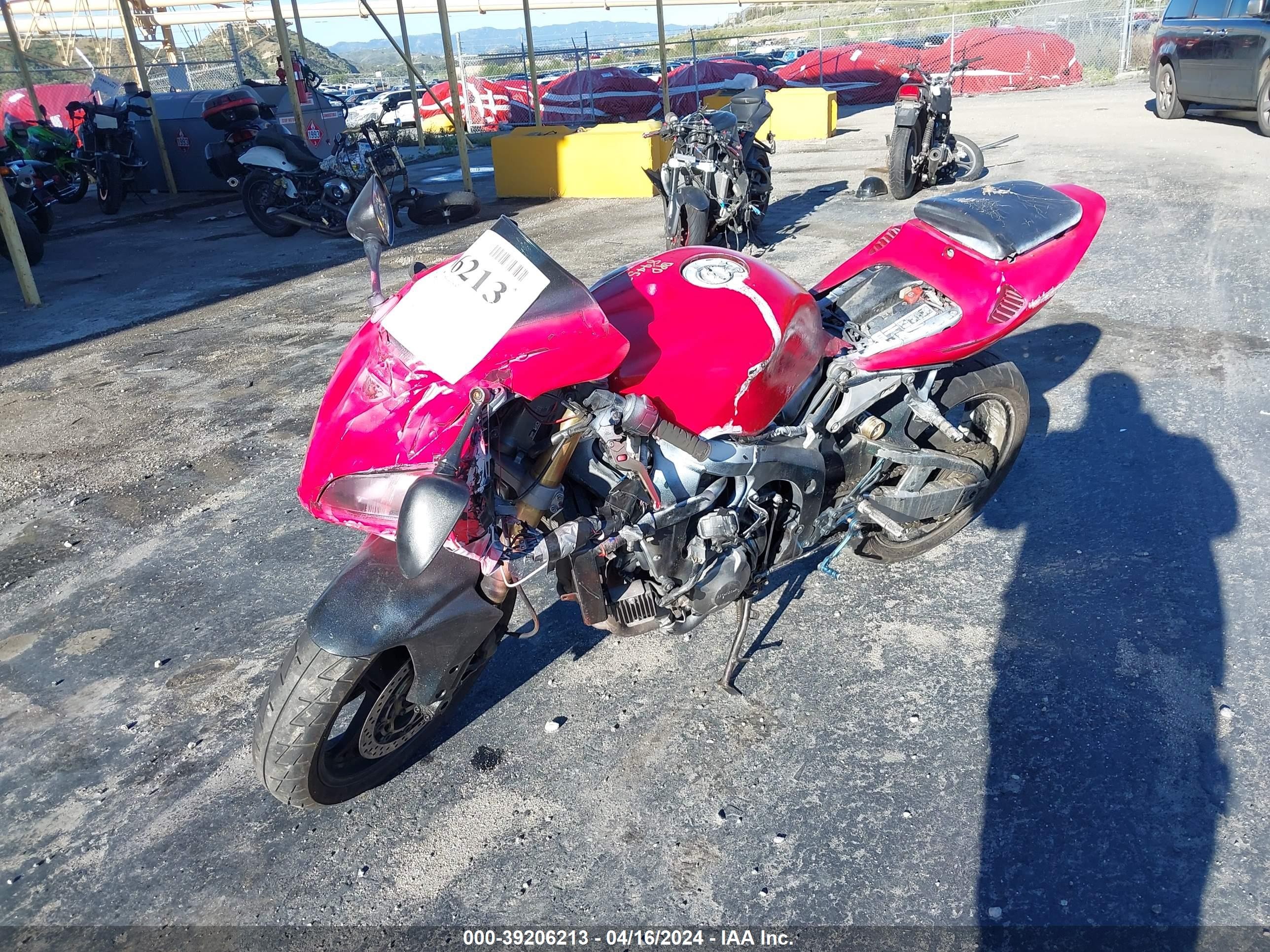 Photo 1 VIN: JH2PC37116M302606 - HONDA NULL 