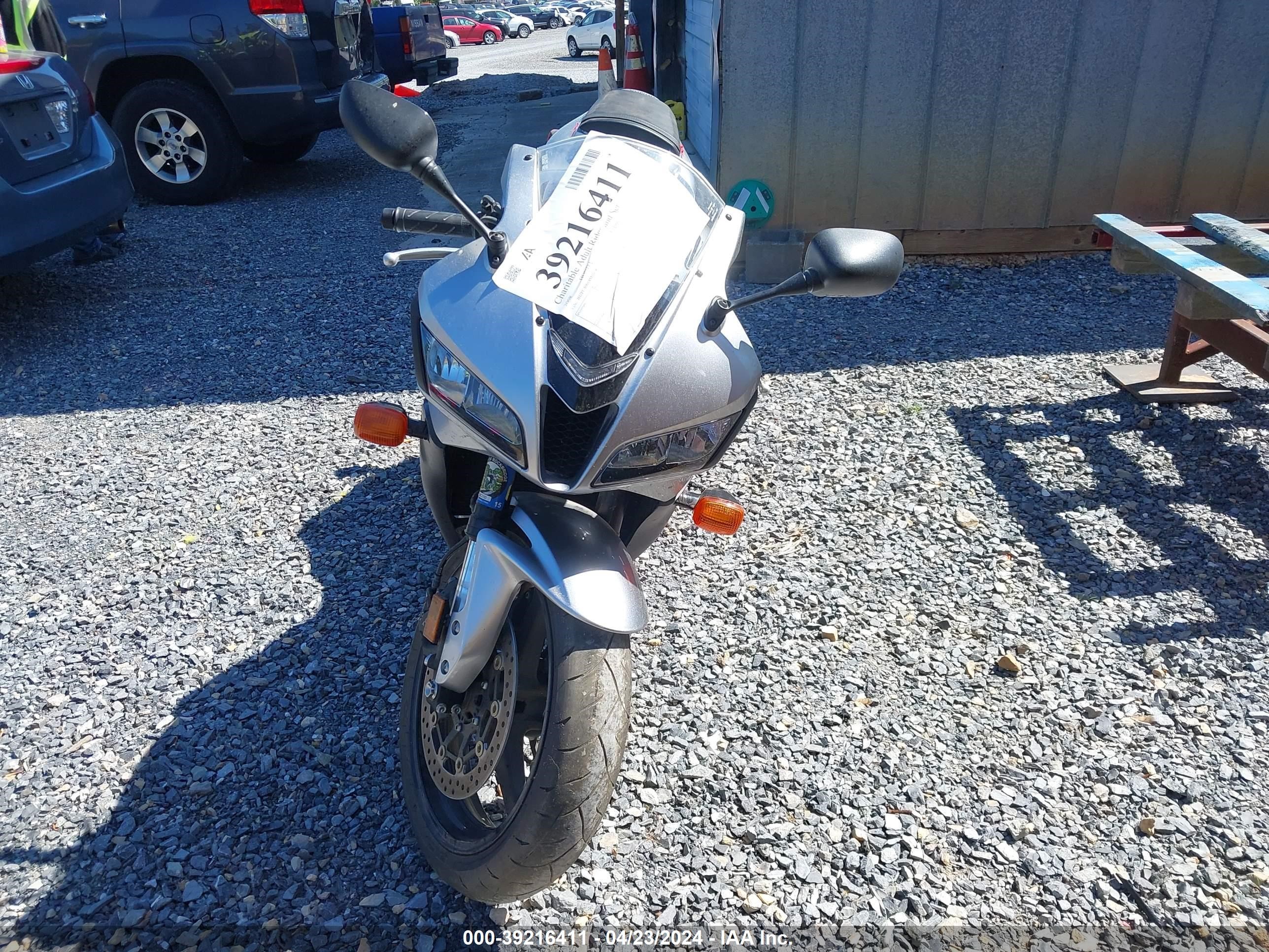 Photo 4 VIN: JH2PC40018M102822 - HONDA NULL 