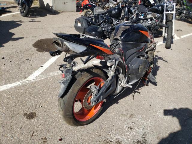 Photo 3 VIN: JH2PC4006AK300216 - HONDA CBR600 RR 