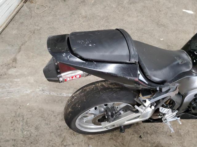 Photo 5 VIN: JH2PC4046EK700155 - HONDA CBR600 RR 